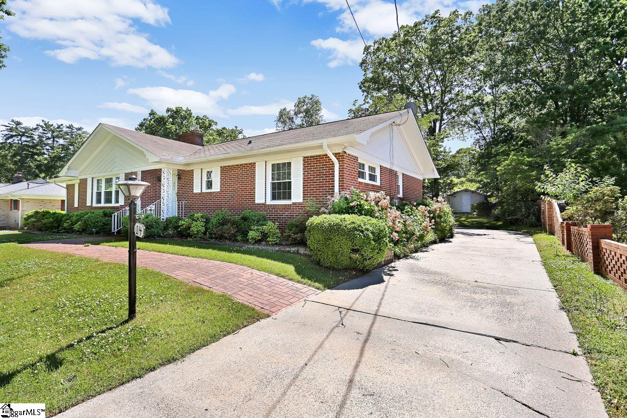 14 State Rd S-23-591 Greenville, SC 29617 - Photo 17 of 34 Gallery Image 17