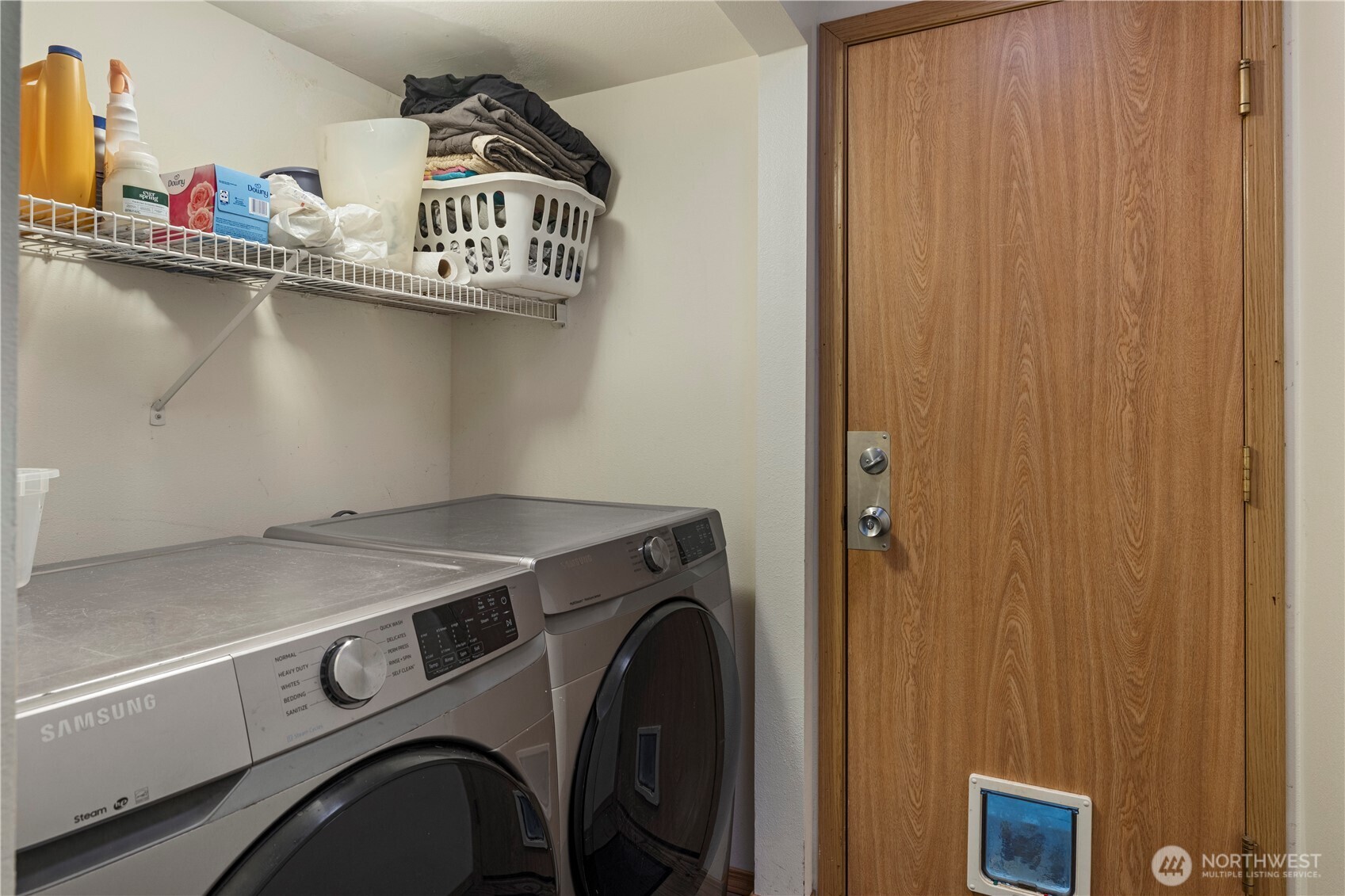 6352 24th Avenue Southwest Seattle, WA 98106 - Photo 22 of 31 a utility room with dryer and washer