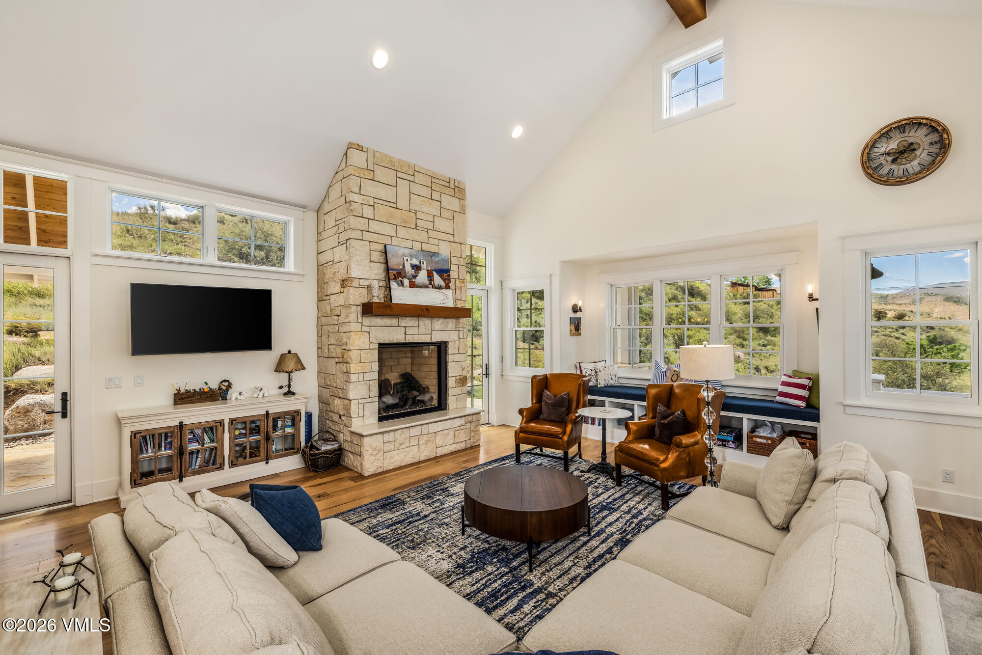 37 Lariat Court Edwards, CO 81632 - Photo 2 of 57 138A6376_1