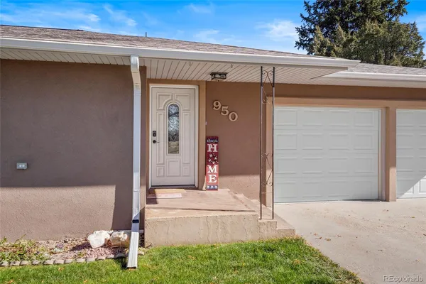 $340,000 | 950 15th Street, Burlington, CO 80807