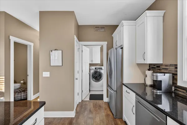$420,000 | 2022 Celadon Drive Northeast, Unit 106, Grand Rapids, MI 49525