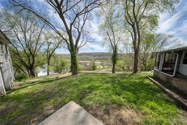 $109,000 | 131 West 2nd Street, Newburg, MO 65550