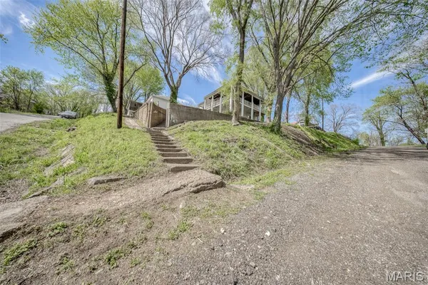 $109,000 | 131 West 2nd Street, Newburg, MO 65550