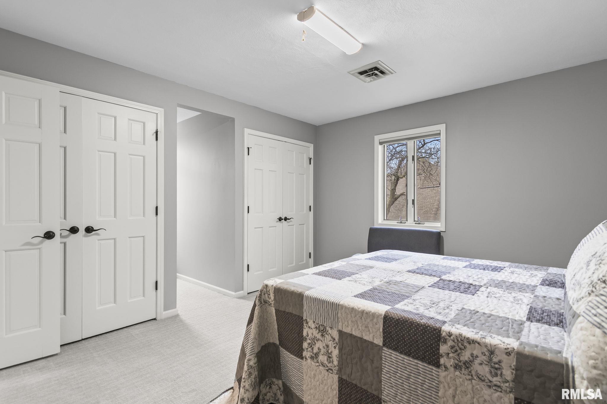 804 Fairfax Court Springfield, IL 62702 - Photo 30 of 71 Gallery Image 30