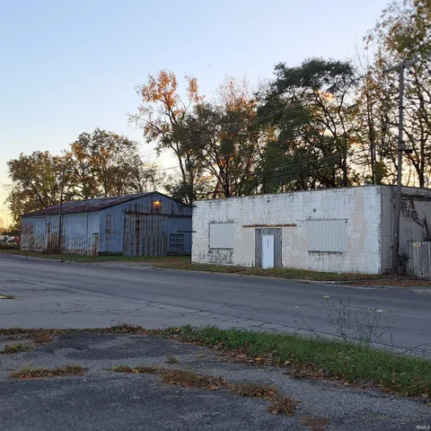 $99,900 | 3905 South Walnut Street, Muncie, IN 47302
