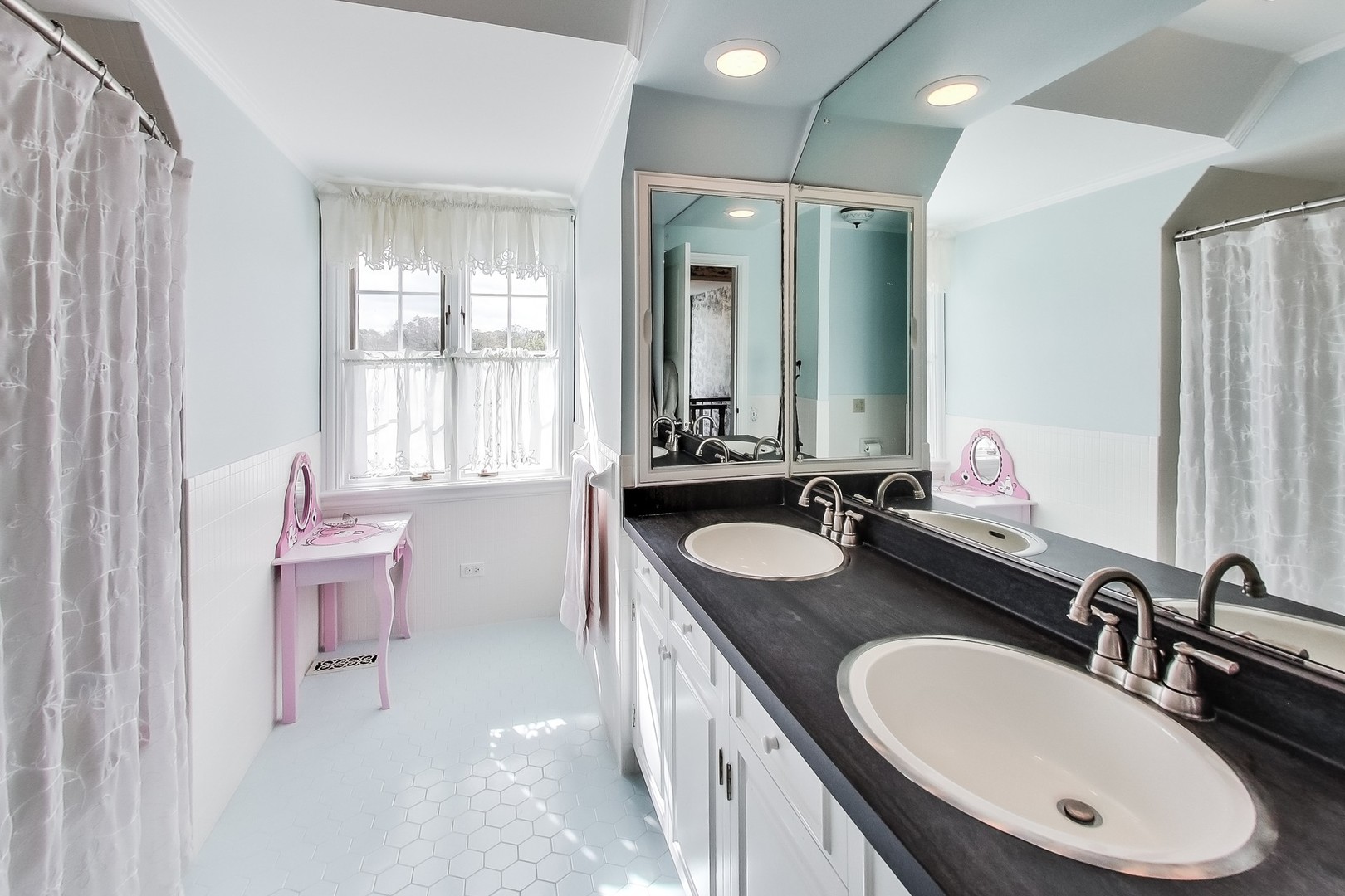 2 Far Hills Road Barrington Hills, IL 60010 - Photo 26 of 37 a bathroom with a double vanity sink mirror and double
