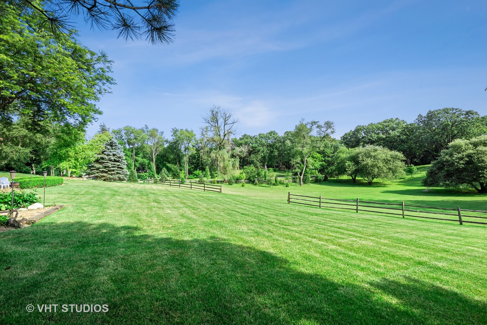 2 Far Hills Road Barrington Hills, IL 60010 - Photo 33 of 37 a view of a grassy field with trees