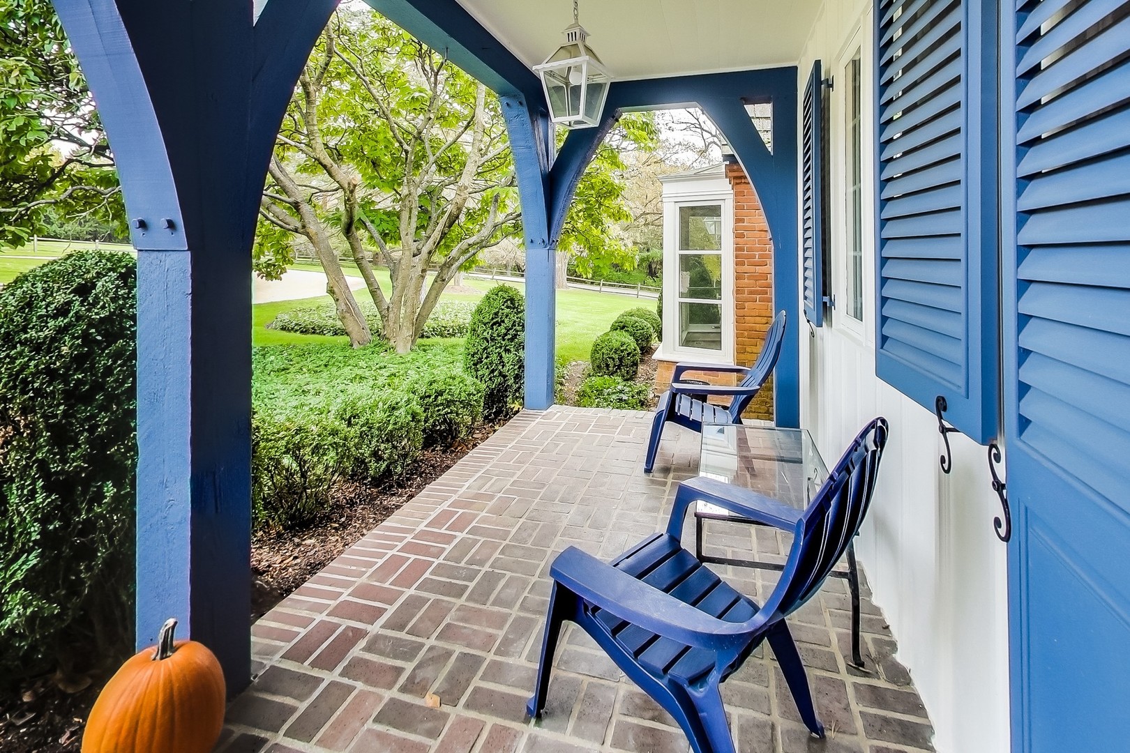 2 Far Hills Road Barrington Hills, IL 60010 - Photo 10 of 37 a view of an outdoor seating