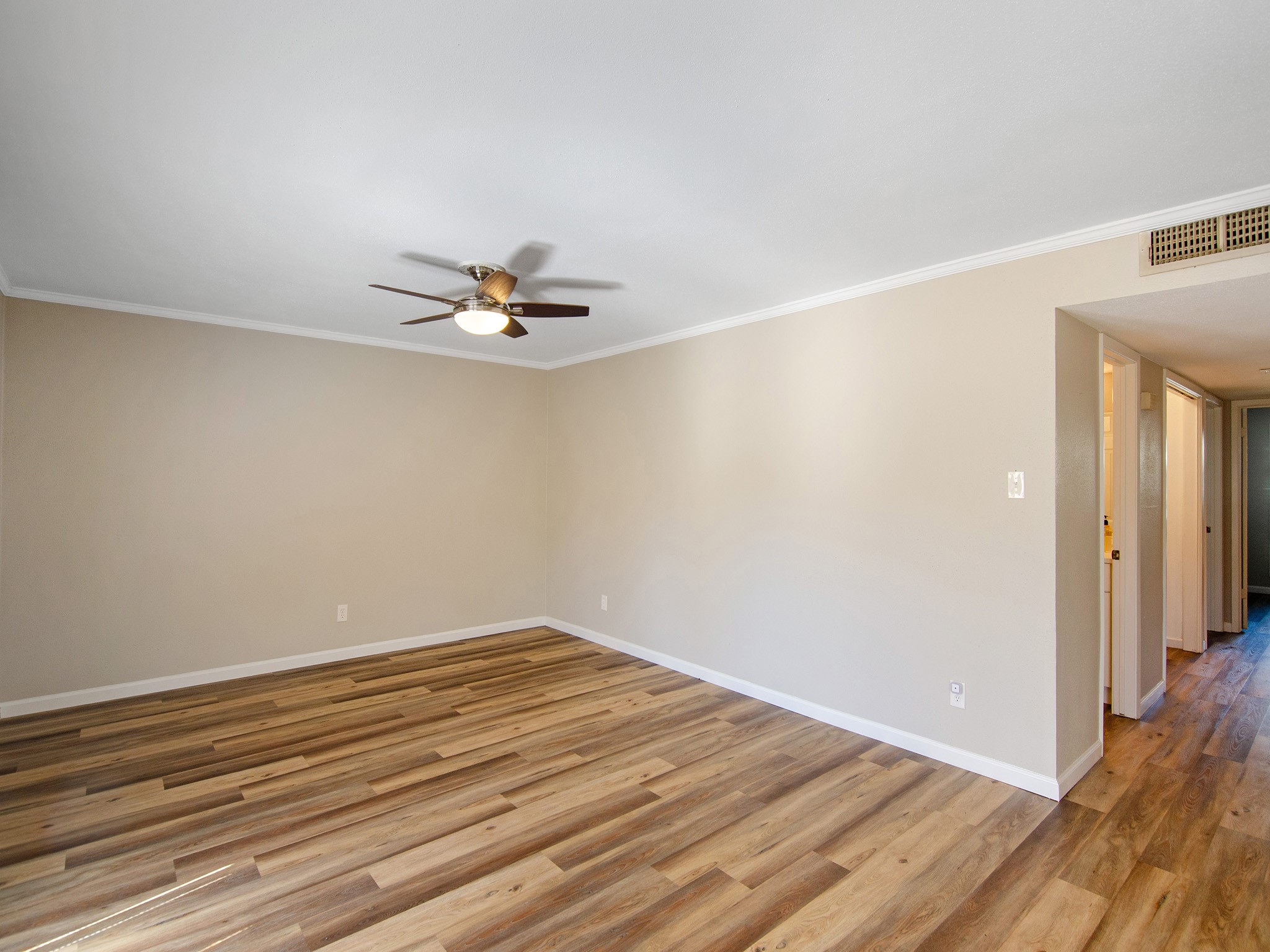 14555 Wunderlich Drive, Unit 2307 Houston, TX 77069 - Photo 10 of 42