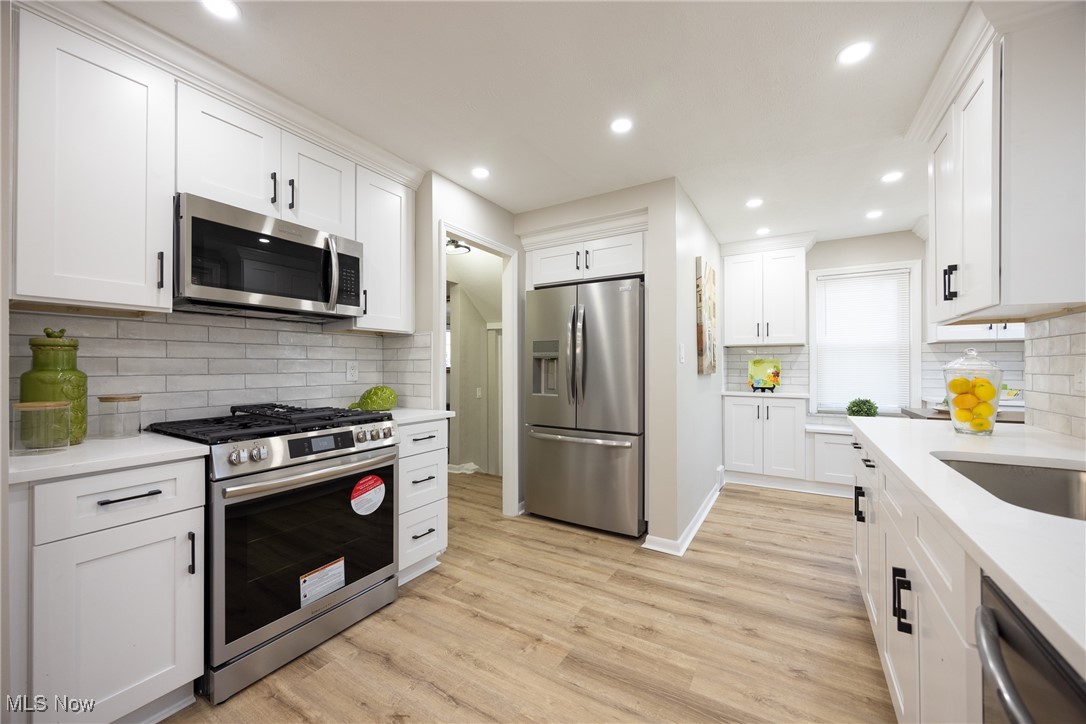 3963 Lansdale Road Cleveland, OH 44118 - Photo 12 of 50 Gallery Image 12