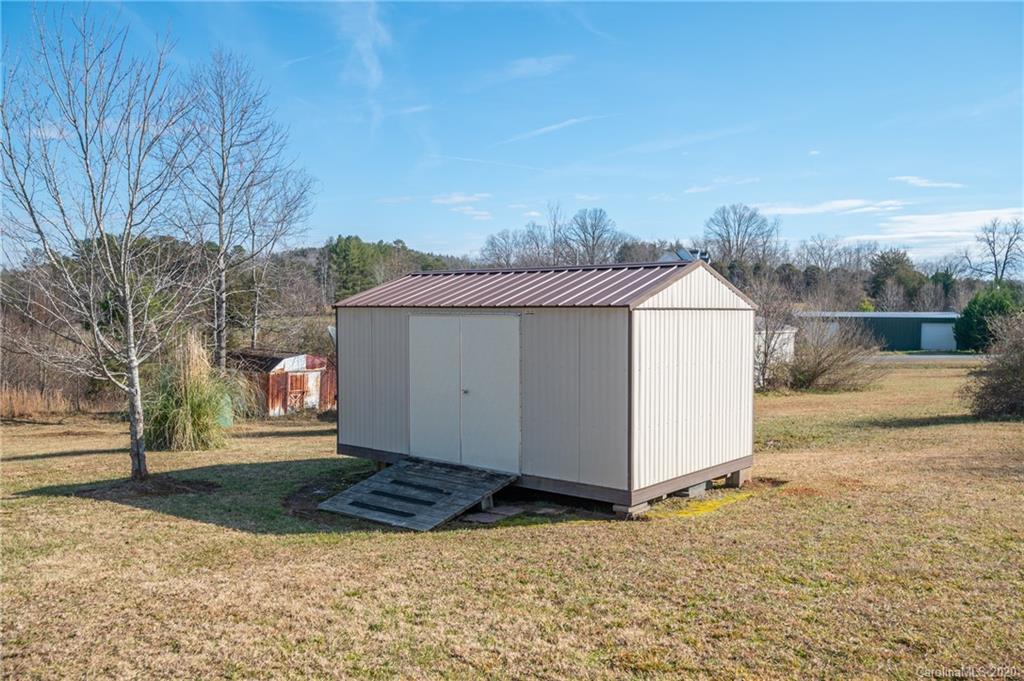 136 Rainbow Rapids Road Rutherfordton, NC 28139 - Photo 32 of 33