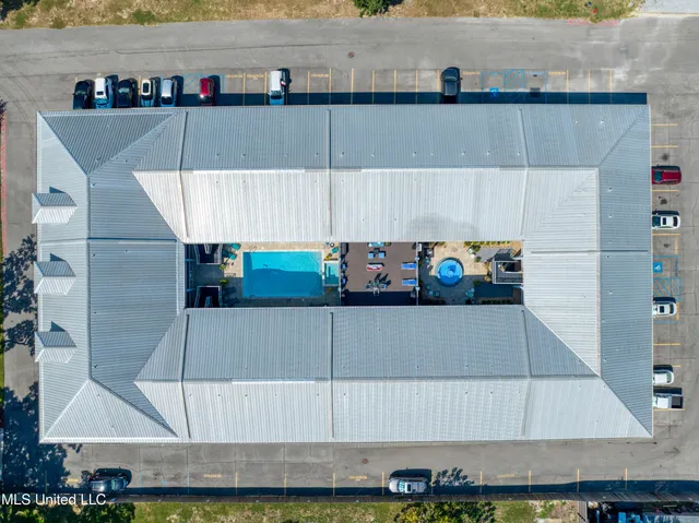 $169,900 | 1282 Beach Boulevard, Unit 118, Biloxi, MS 39530