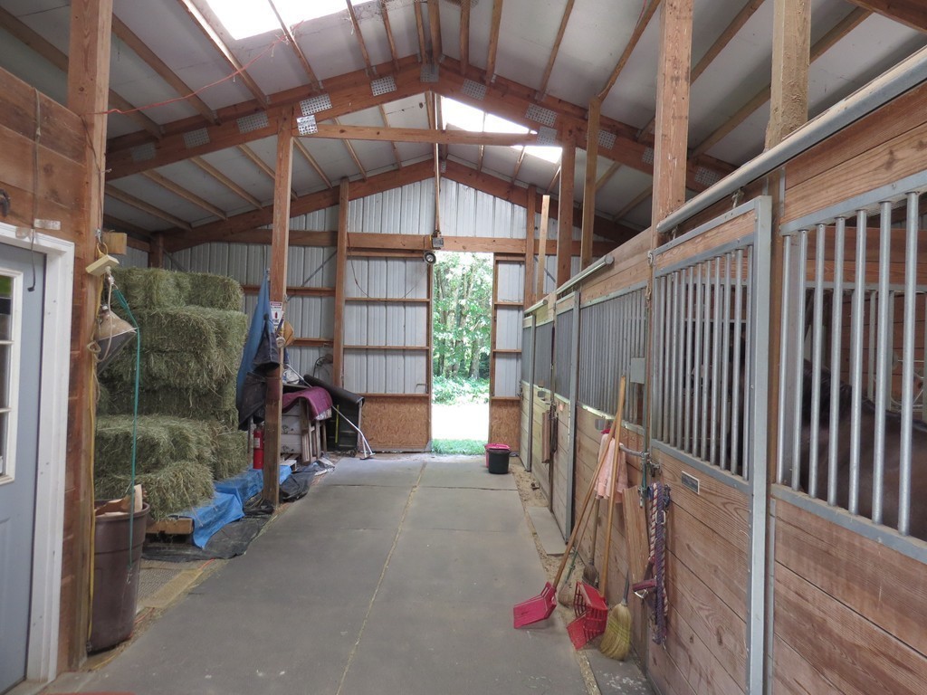 93 Crawford Road Rutland, MA 01543 - Photo 23 of 30 a view of under construction room and staircase
