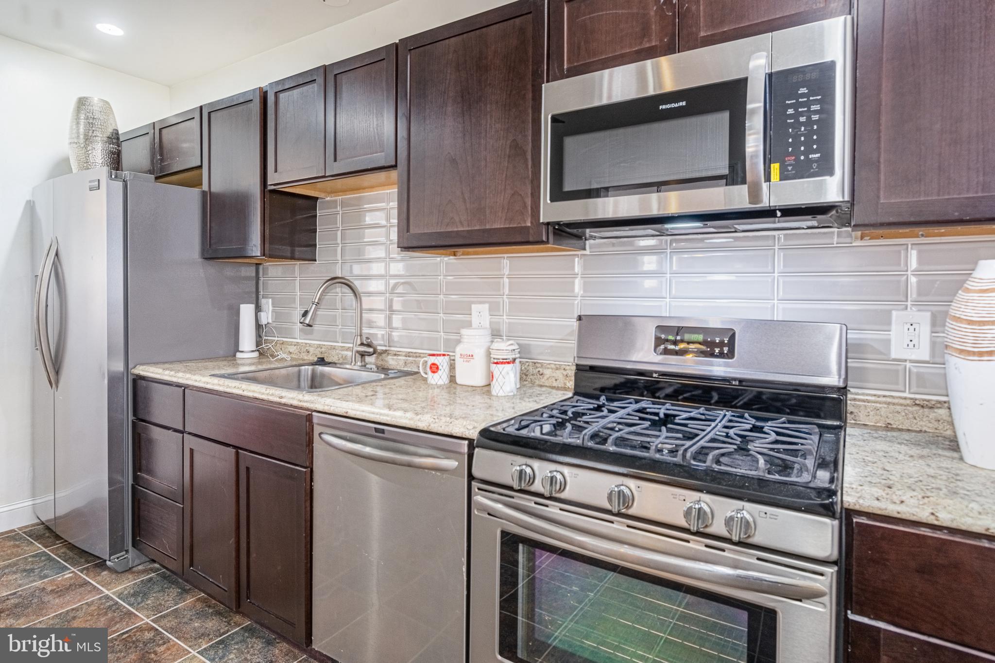 3523 White Chapel Road Baltimore, MD 21215 - Photo 8 of 36 Gallery Image 8