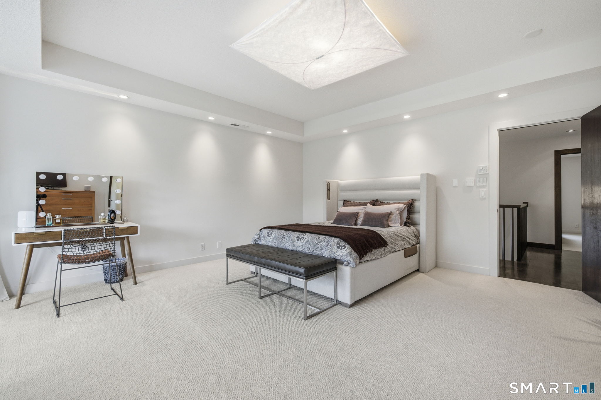 504 Deercliff Road Avon, CT 06001 - Photo 17 of 40