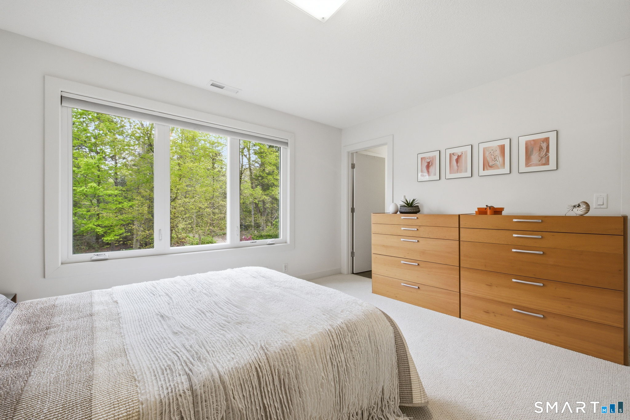 504 Deercliff Road Avon, CT 06001 - Photo 22 of 40