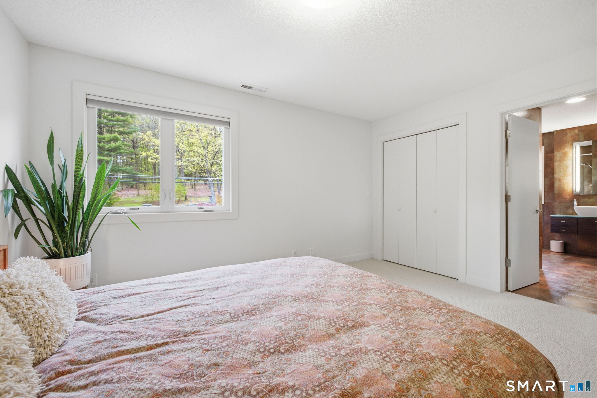504 Deercliff Road Avon, CT 06001 - Photo 25 of 40