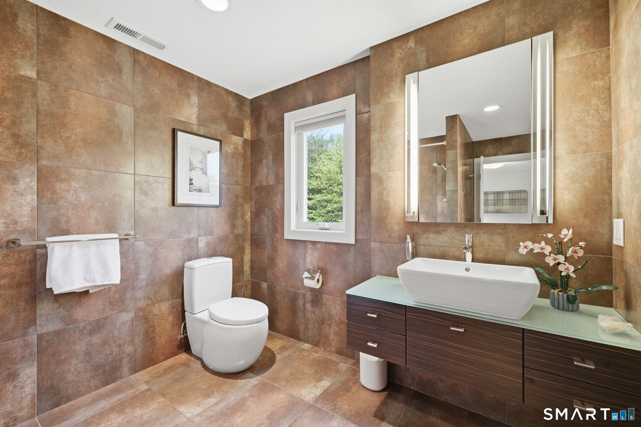 504 Deercliff Road Avon, CT 06001 - Photo 26 of 40