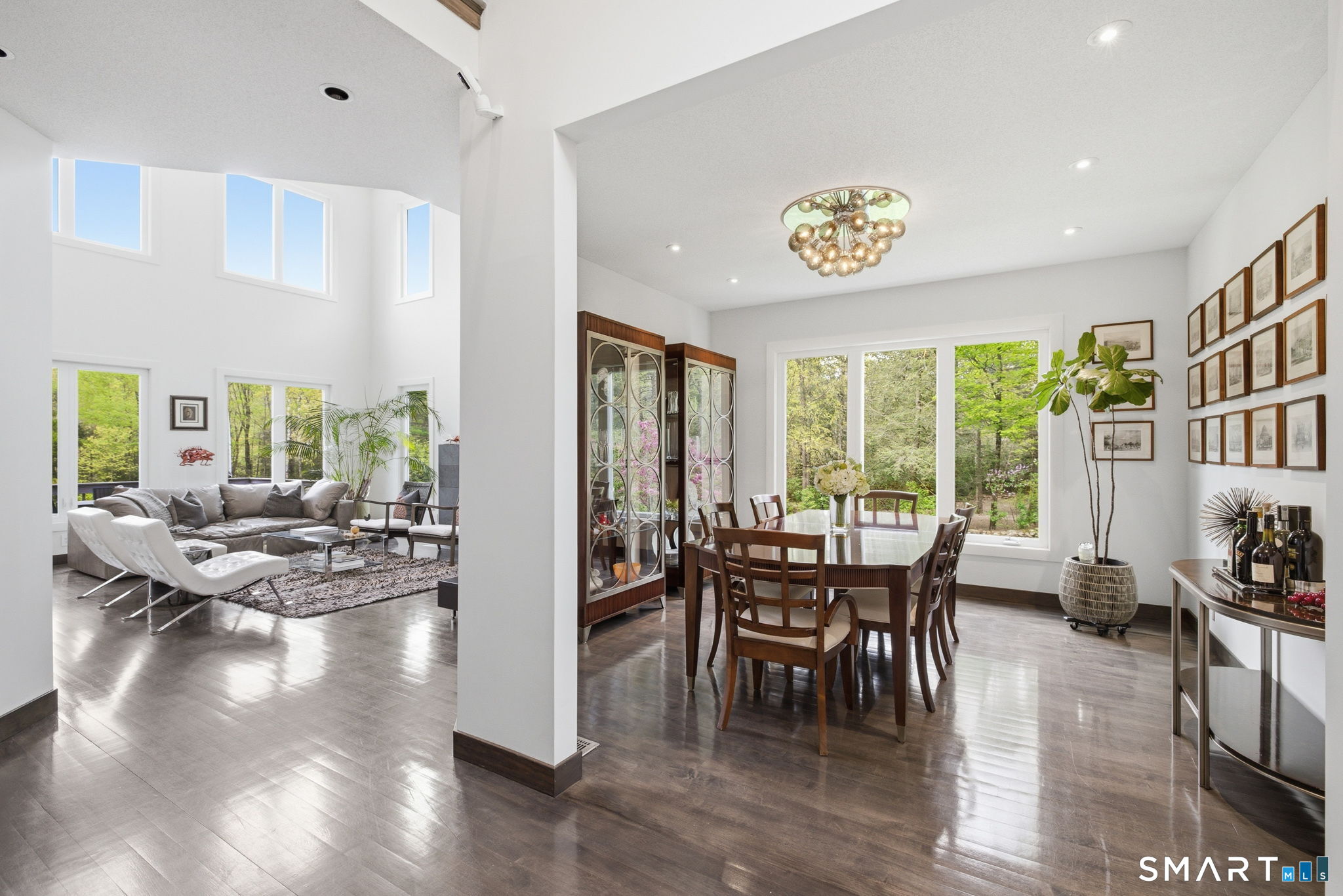 504 Deercliff Road Avon, CT 06001 - Photo 3 of 40