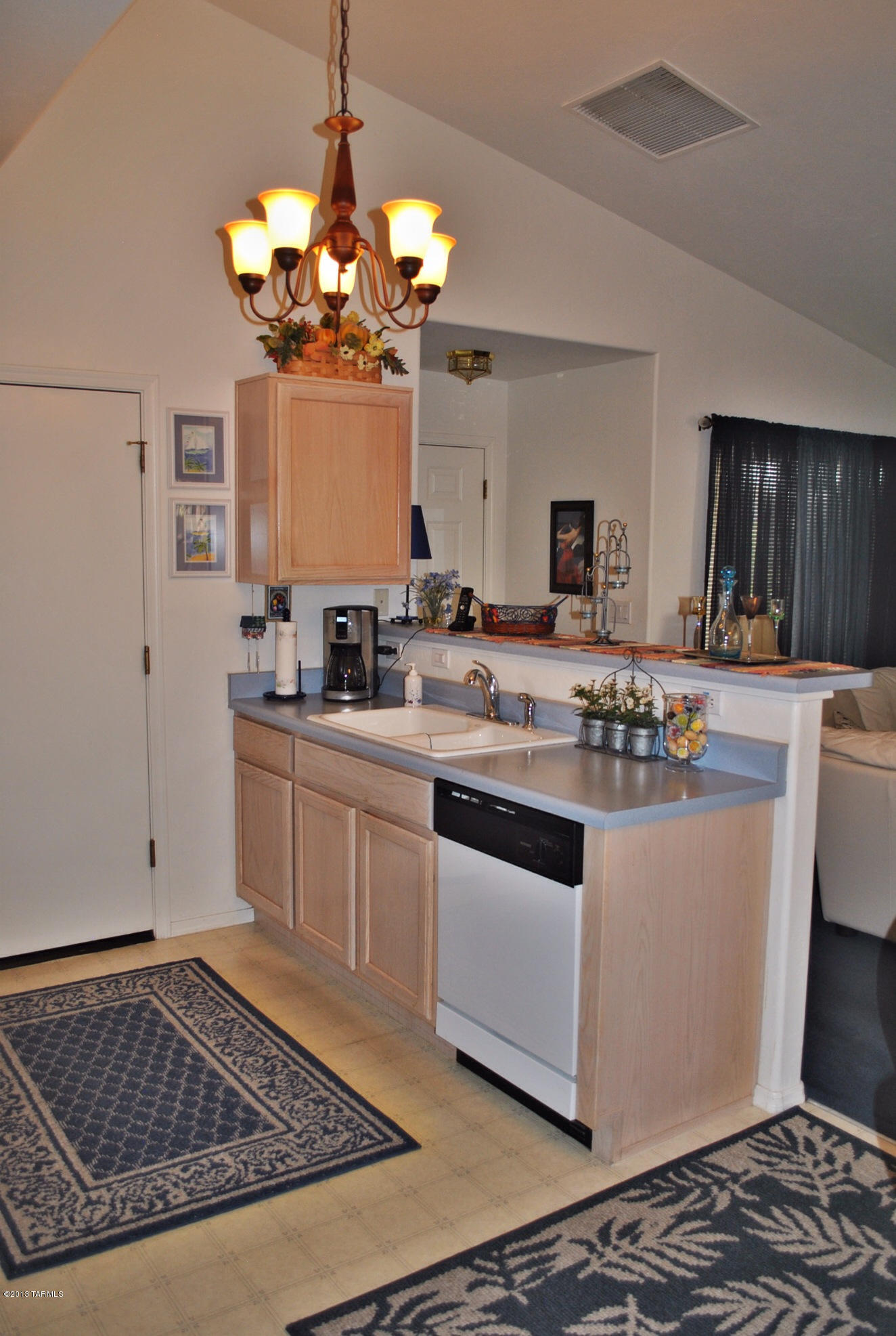 7731 South Lions Spring Way Tucson, AZ 85747 - Photo 8 of 16