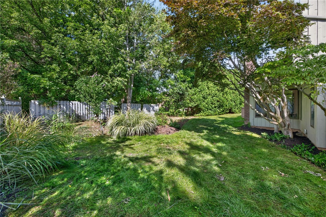 2 Sutton Point Pittsford, NY 14534 - Photo 47 of 50 Gallery Image 47