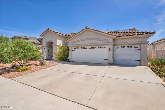 $599,000 | 90 Ancient Hills Lane, Henderson, NV 89074