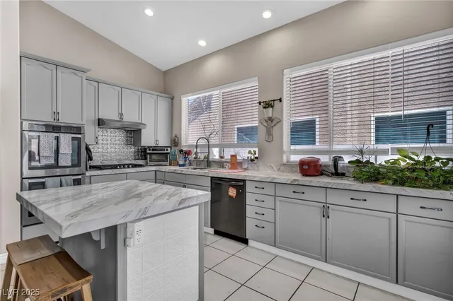 $599,000 | 90 Ancient Hills Lane, Henderson, NV 89074