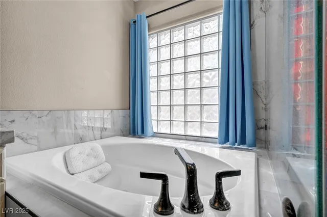 $599,000 | 90 Ancient Hills Lane, Henderson, NV 89074