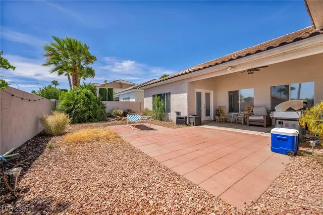 $599,000 | 90 Ancient Hills Lane, Henderson, NV 89074
