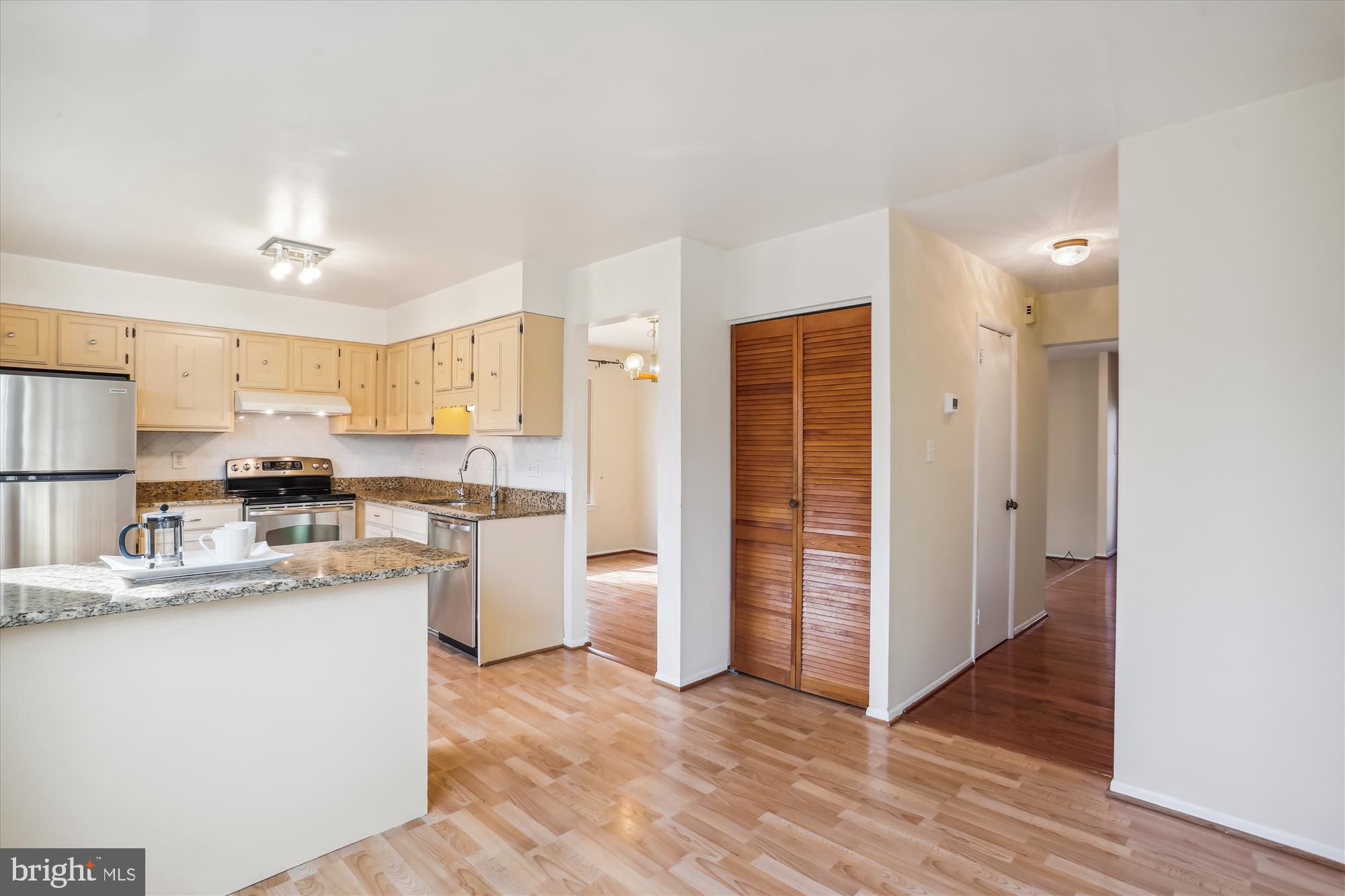 8918 Centerway Road Gaithersburg, MD 20879 - Photo 16 of 36