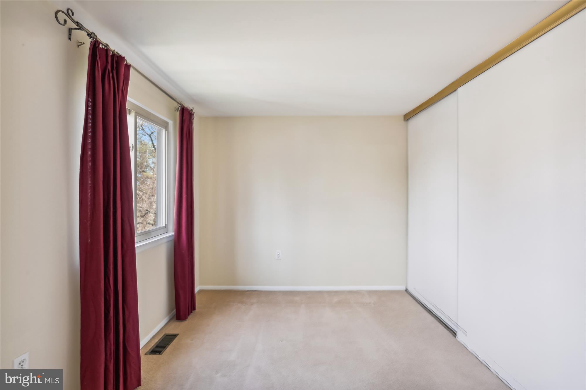 8918 Centerway Road Gaithersburg, MD 20879 - Photo 20 of 36 Primary BR sitting room, second set of closets