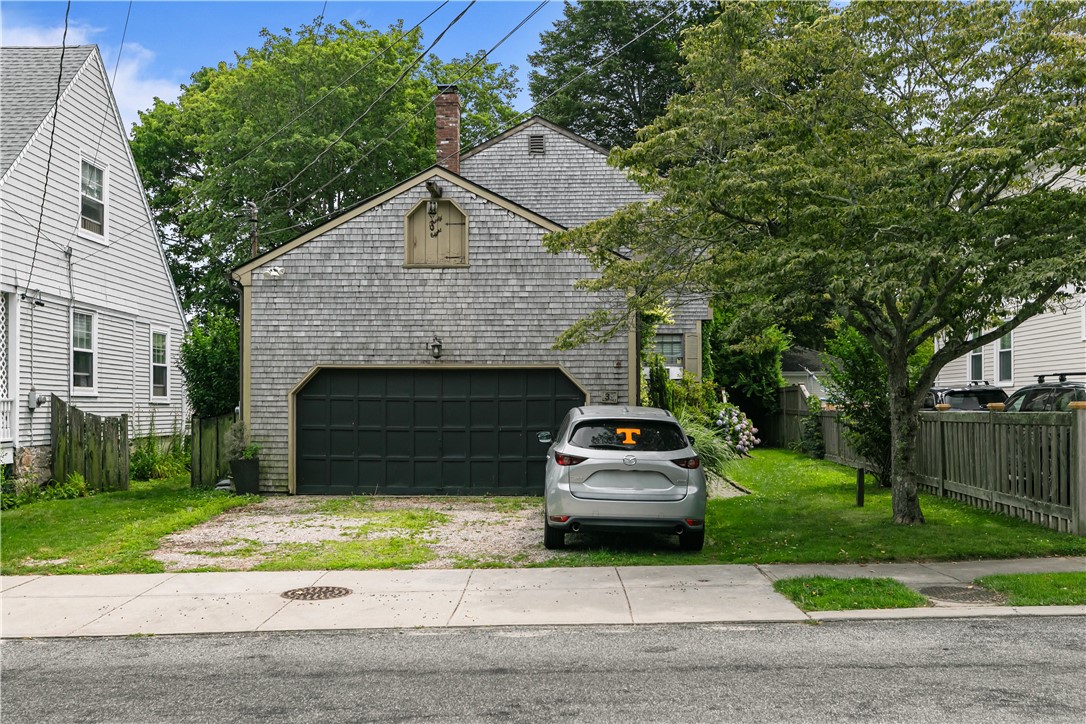 38 Harrison Avenue, Unit 1 Newport, RI 02840 - Photo 1 of 31