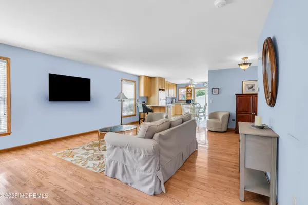 $3,500 | 143 Lake Avenue, Manasquan, NJ 08736