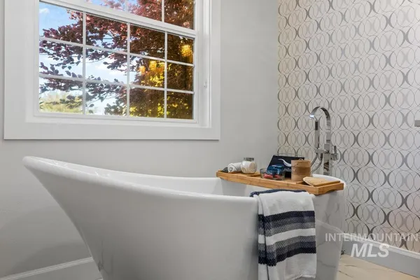 $1,620,000 | 28279 Pearl Road, Parma, ID 83660