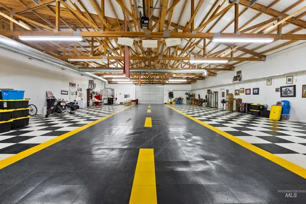 $1,620,000 | 28279 Pearl Road, Parma, ID 83660