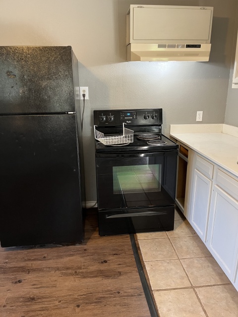 7705 Debbie Drive, Unit B Volente, TX 78641 - Photo 6 of 12