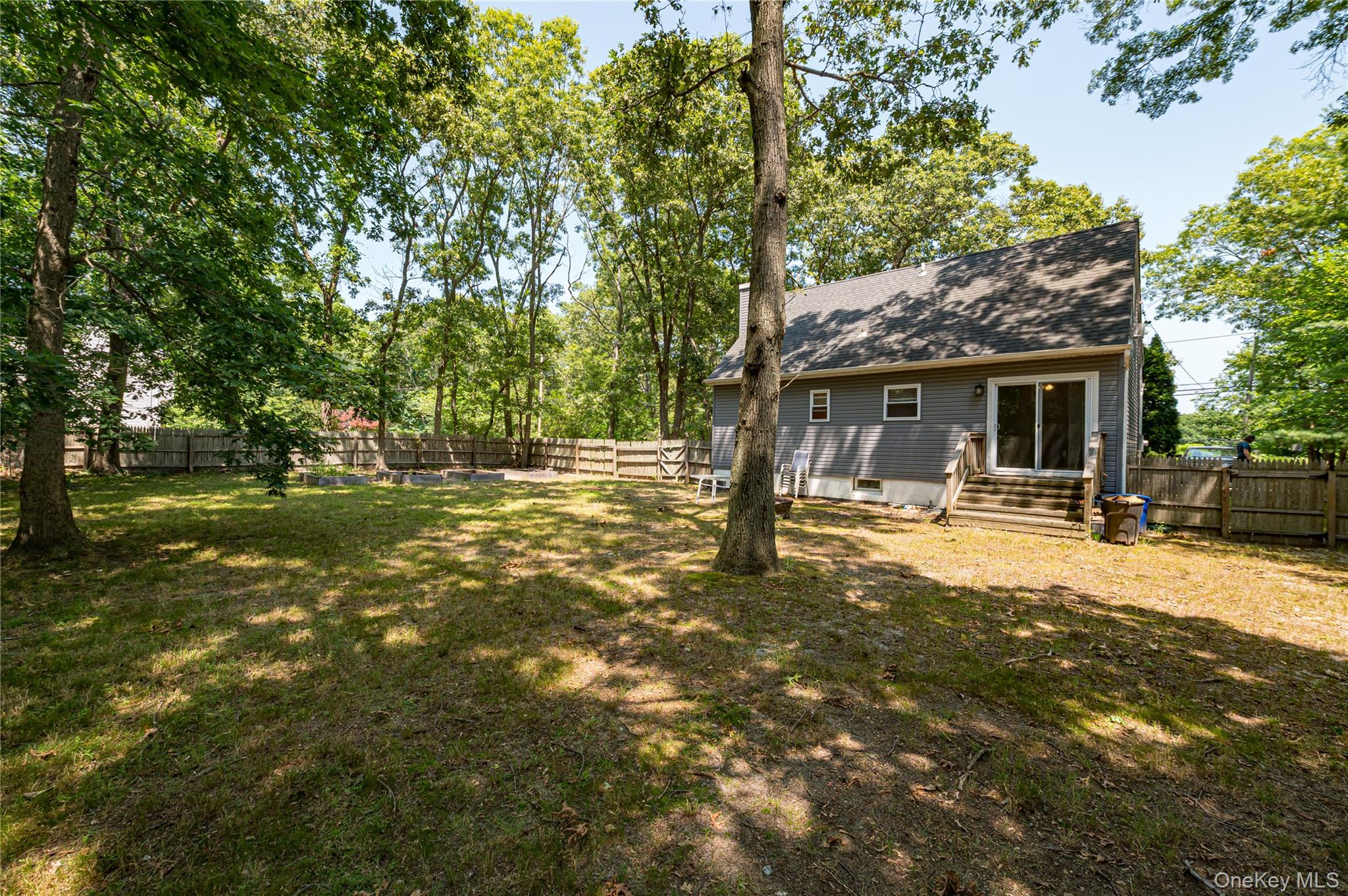 252 Oxhead Road Centereach, NY 11720 - Photo 17 of 18 Gallery Image 17