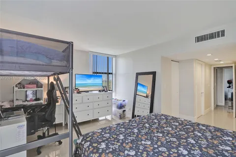 $399,000 | 20335 West Country Club Drive, Unit 809, Aventura, FL 33180