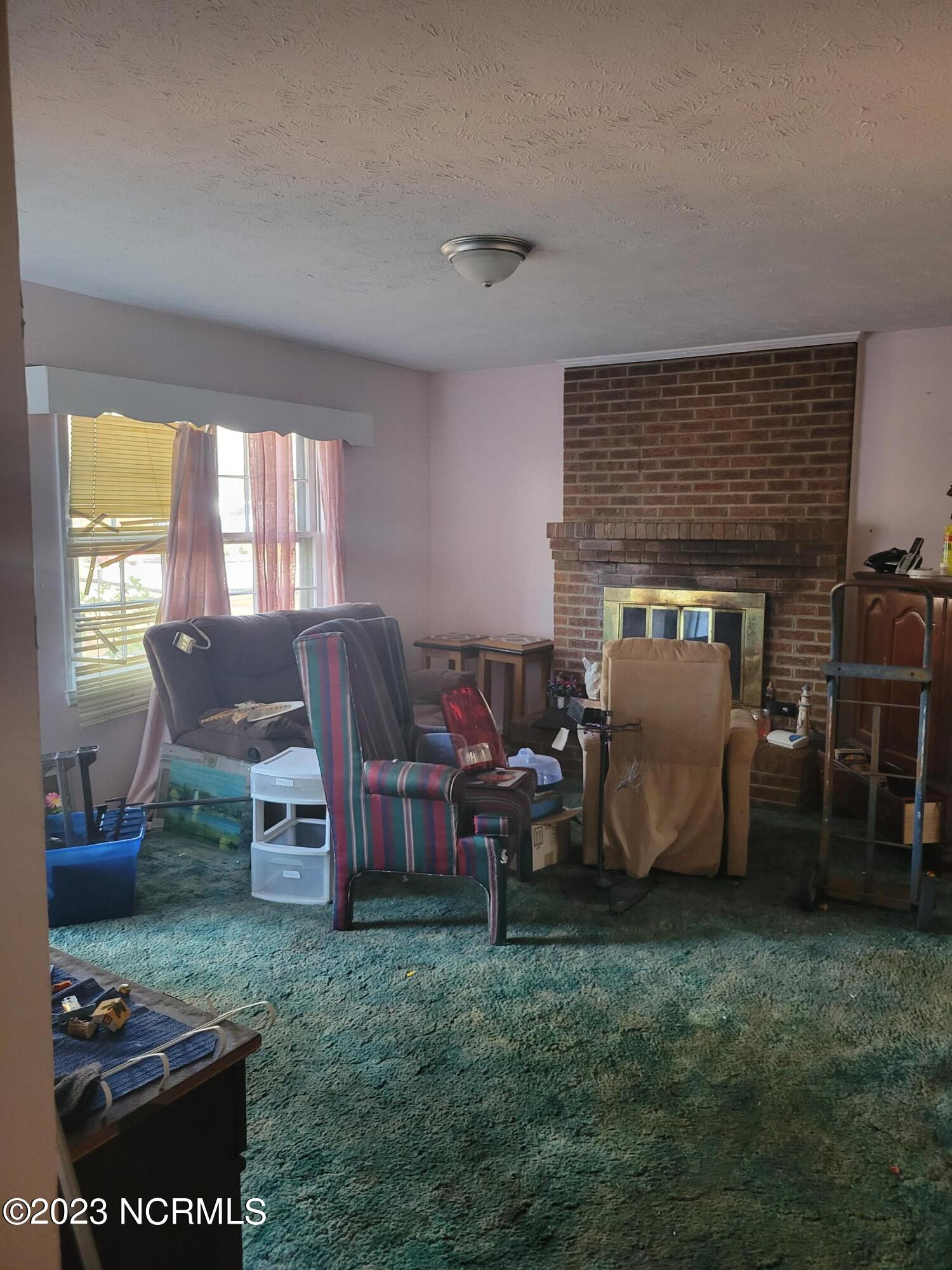 1806 Baker Street Rockingham, NC 28379 - Photo 6 of 18 20231127_145850