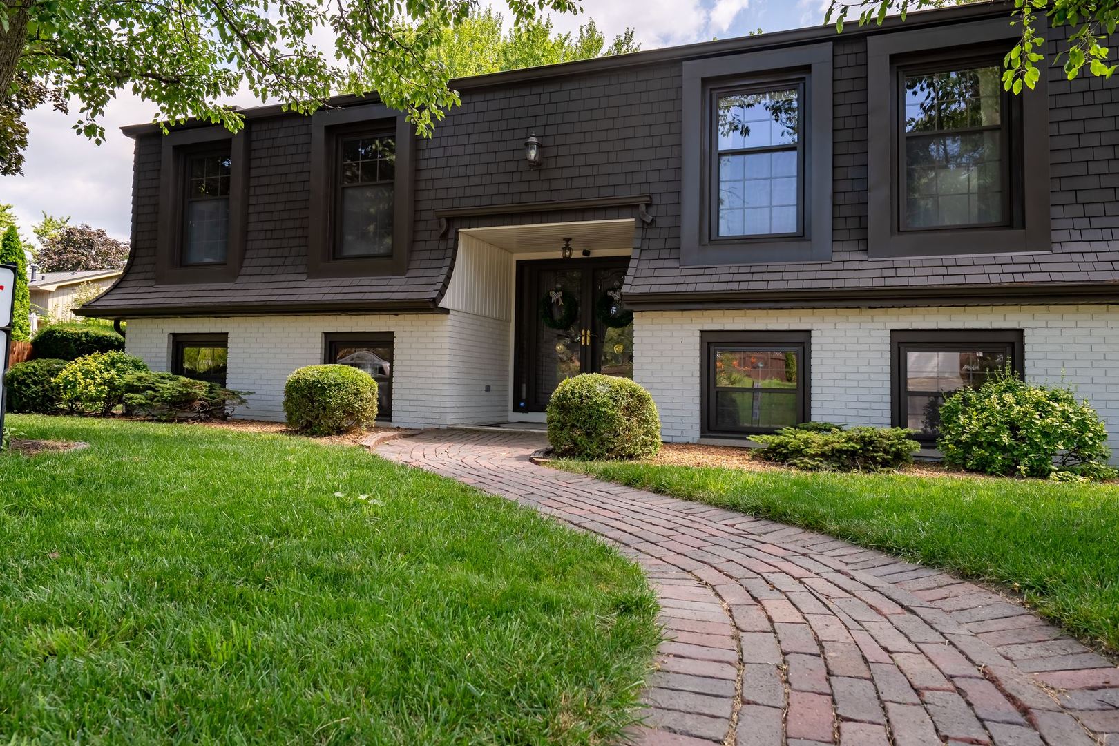 1023 Barton Drive Normal, IL 61761 - Photo 2 of 42