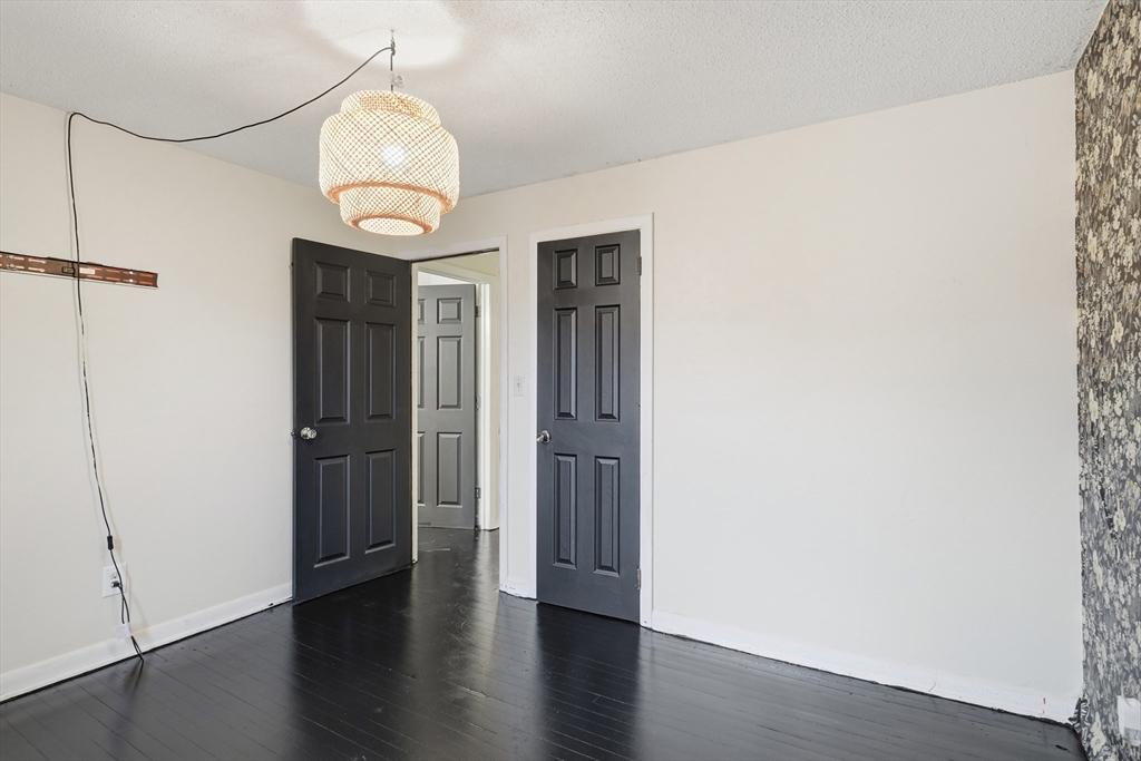 11 Cheyenne Road Springfield, MA 01109 - Photo 16 of 26