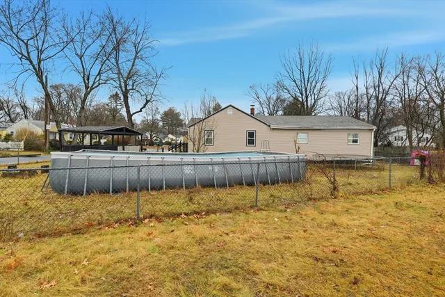 $299,000 | 11 Cheyenne Road, Springfield, MA 01109