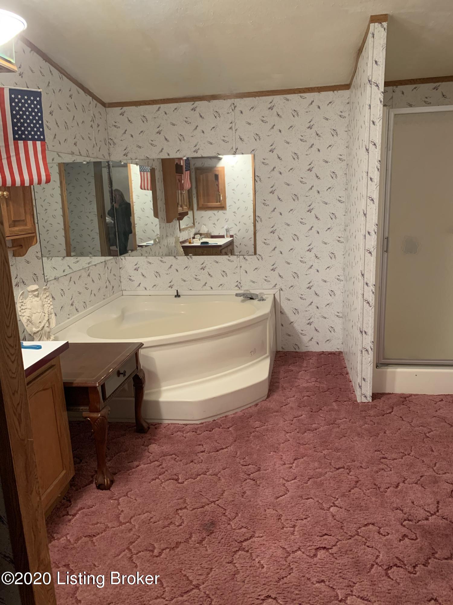 885 Ridgecrest Drive Clarkson, KY 42726 - Photo 21 of 42 IMG_5684
