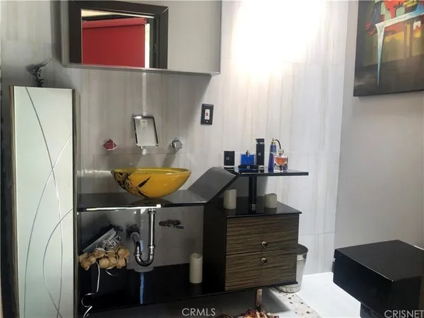 $22,500 | 9987 Reevesbury Drive, Beverly Hills, CA 90210