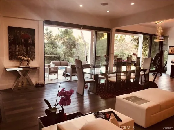 $22,500 | 9987 Reevesbury Drive, Beverly Hills, CA 90210