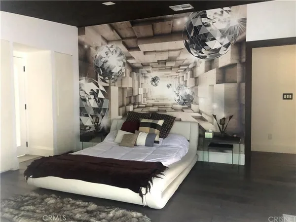 $22,500 | 9987 Reevesbury Drive, Beverly Hills, CA 90210