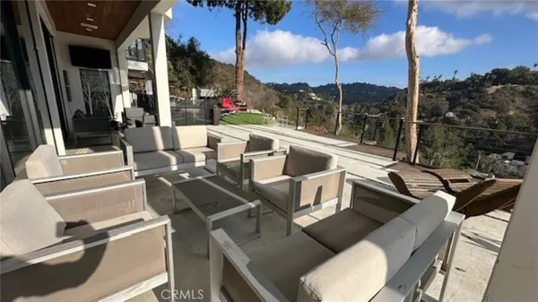 $22,500 | 9987 Reevesbury Drive, Beverly Hills, CA 90210