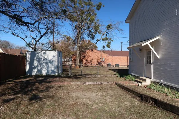 $1,599 | 406 North Denny Street, Unit B, Howe, TX 75459