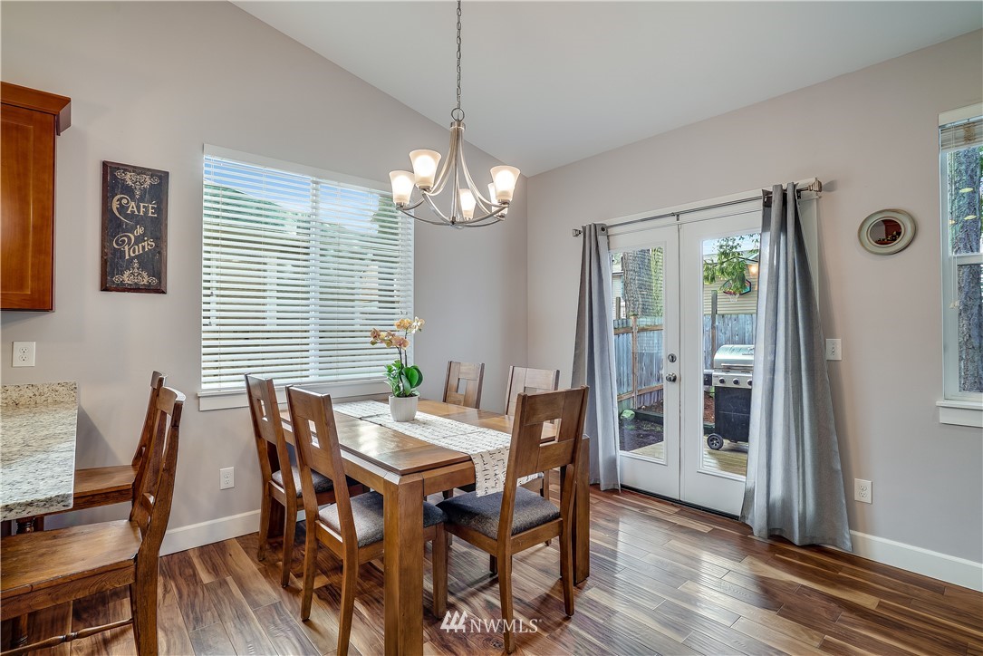16014 114th Avenue Southeast Renton, WA 98055 - Photo 8 of 18 Gallery Image 8
