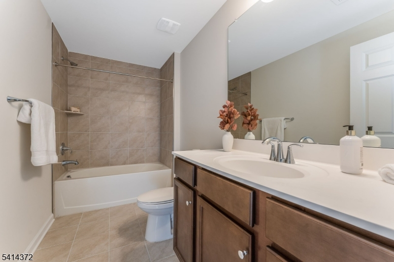 39 Redmon Road Flemington, NJ 08822 - Photo 14 of 50